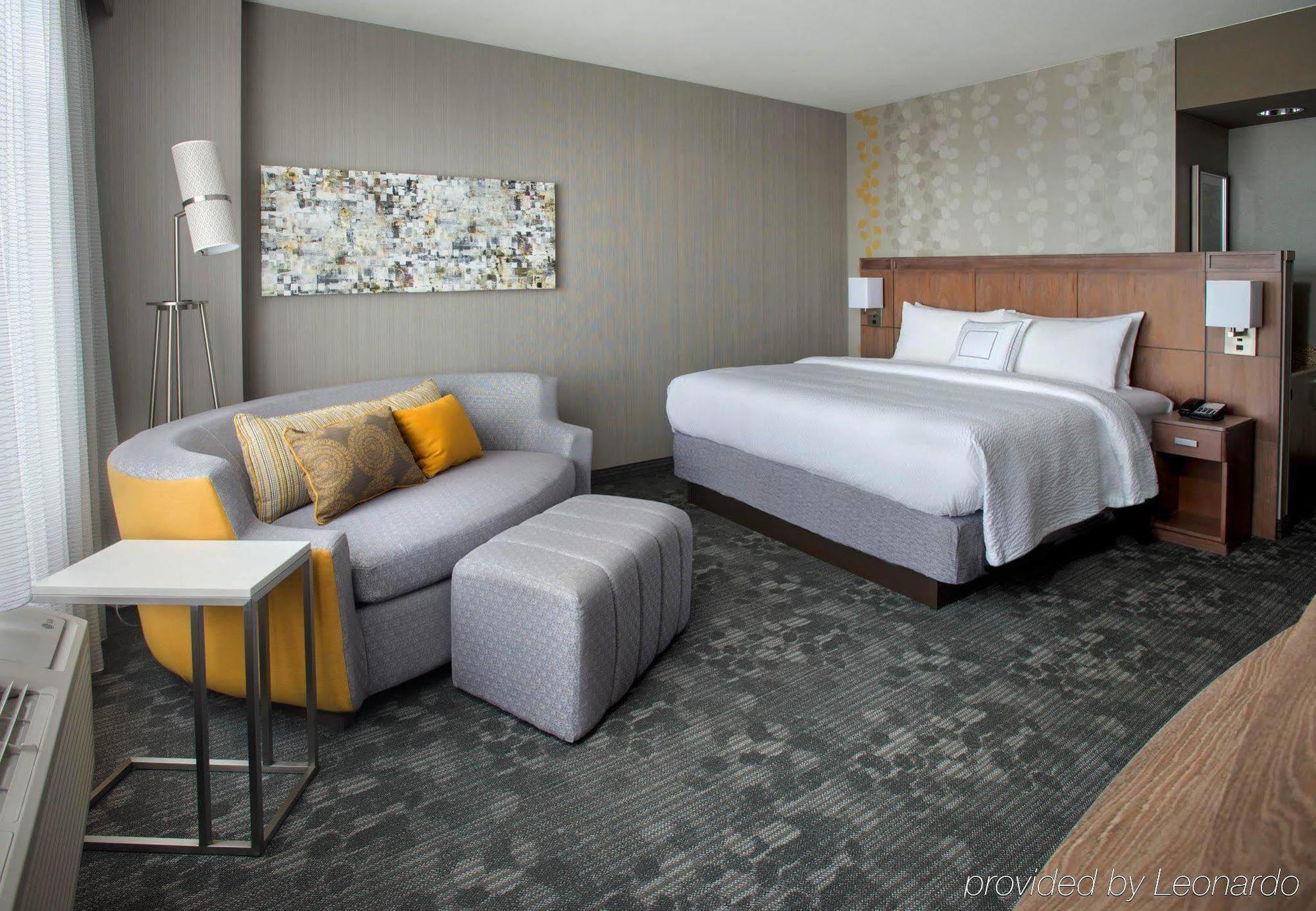 Courtyard By Marriott Philadelphia Lansdale Hotel Exterior foto